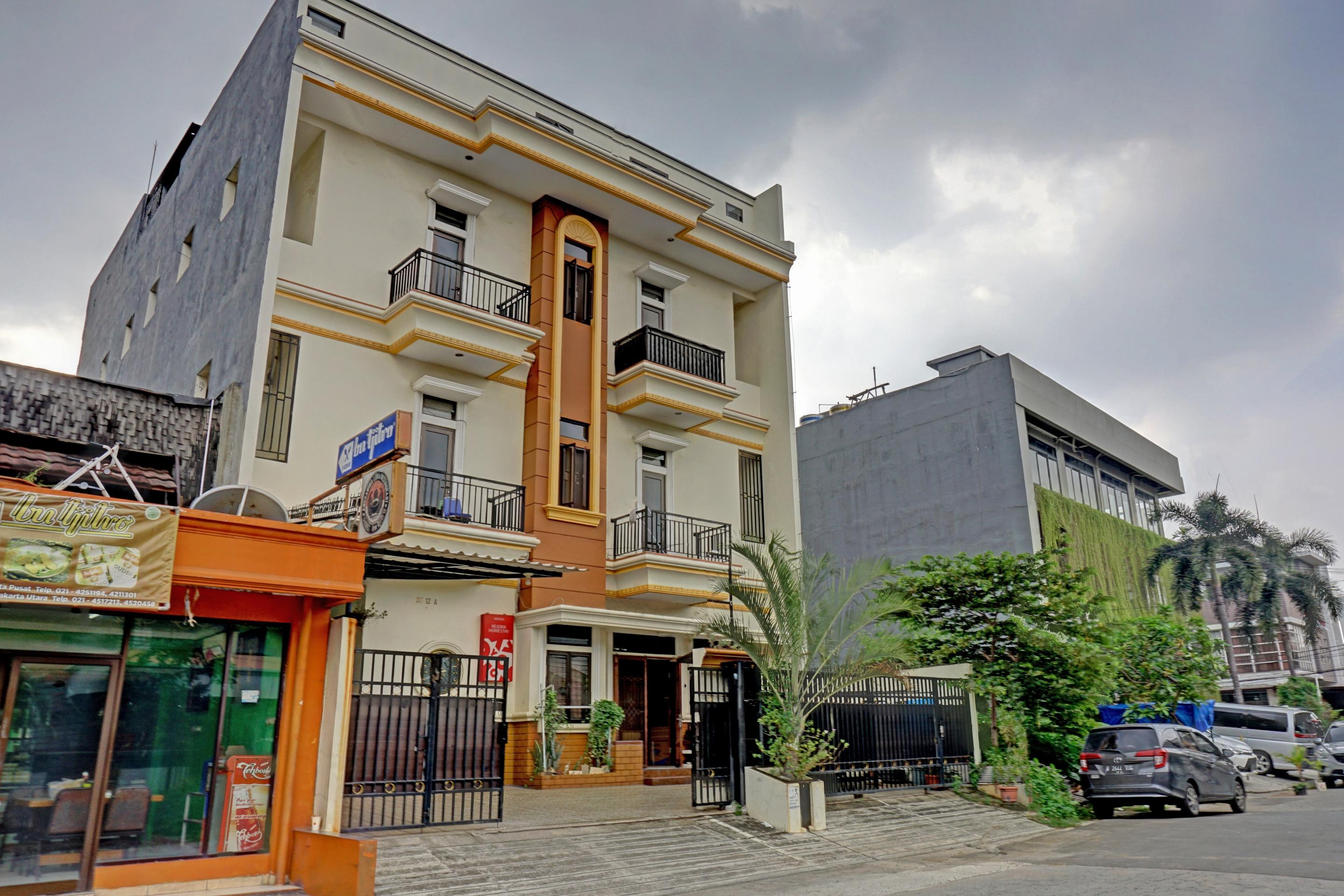 Oyo 90489 Kejora Homestay Jakarta Ngoại thất bức ảnh