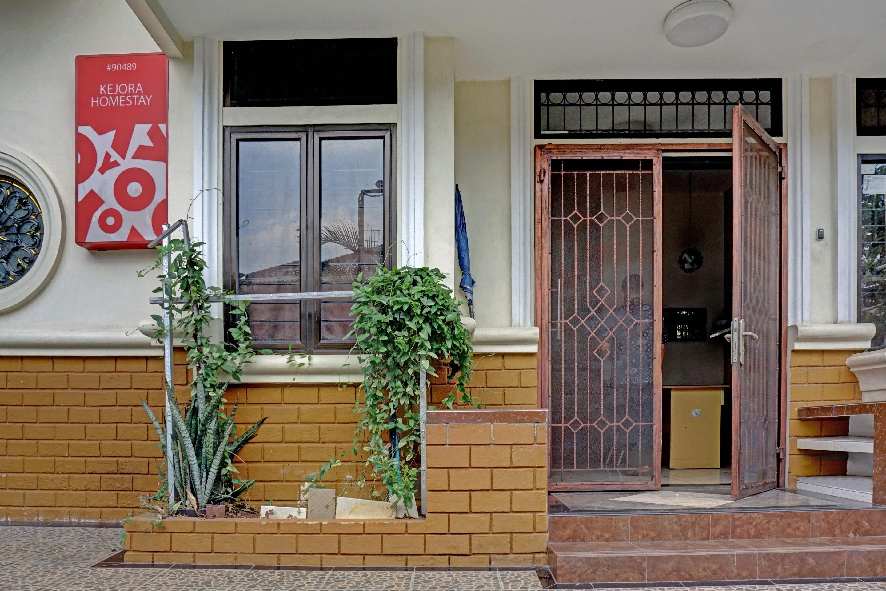 Oyo 90489 Kejora Homestay Jakarta Ngoại thất bức ảnh